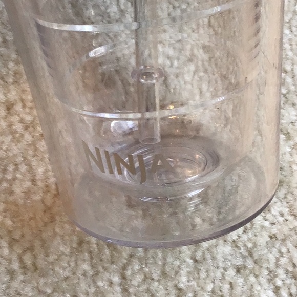 NWOT Ninja Tall Clear Tumbler with Lid and Reusable Straw - Picture 3 of 9